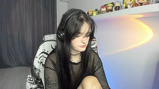 SashaSunlight online show from 11-13-25, 06:23