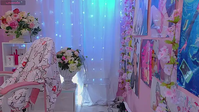 Coconut Mia online show from 05-21-26, 04:37
