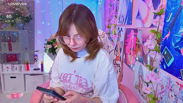 Coconut Mia online show from 04-22-26, 02:46