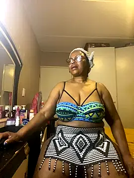 Nomthie online show from 09-24-25, 06:58