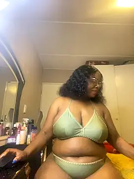 Nomthie online show from 09-22-25, 05:41