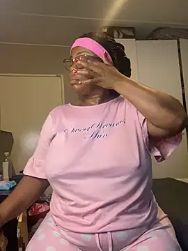 Nomthie online show from 12-04-25, 04:11