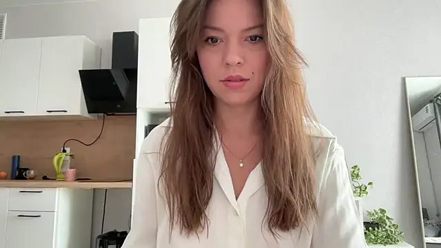 Snapshot of Victoria1Love chatting on 09-26-25, 08:32 Victoria1Love online show from 09-26-25, 08:32