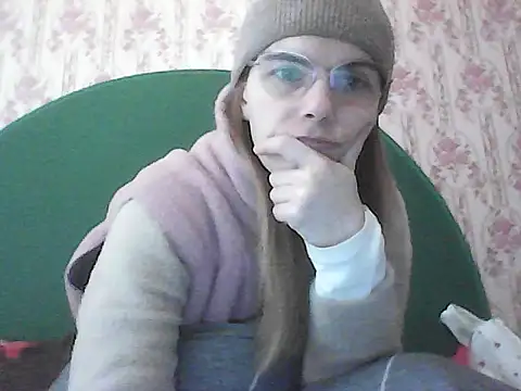 Musical  fantasy online show from 10-19-25, 08:17