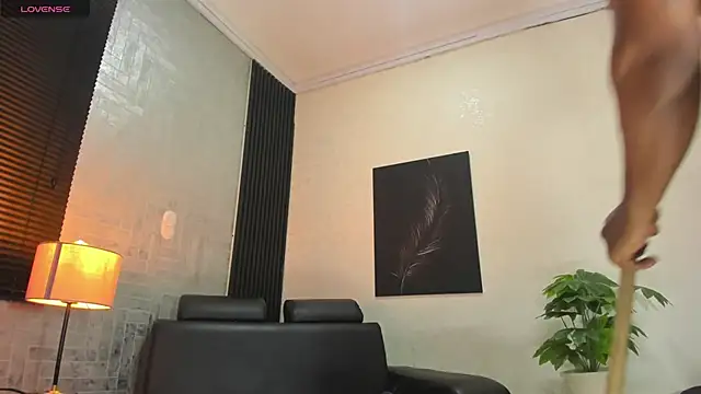 Snapshot of RicoBrown777_ chatting on 09-18-25, 04:37 RicoBrown777 online show from 09-18-25, 04:37