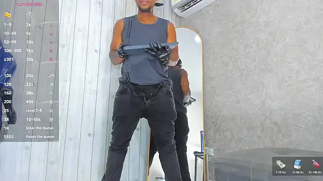 Snapshot of RicoBrown777_ chatting on 07-20-26, 12:51 RicoBrown777 online show from 07-20-26, 12:51