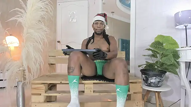 Snapshot of RicoBrown777_ chatting on 11-08-25, 04:27 RicoBrown777 online show from 11-08-25, 04:27