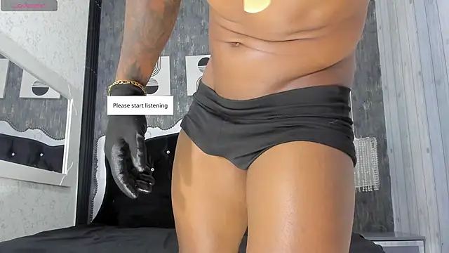 Snapshot of RicoBrown777_ chatting on 09-15-25, 04:24 RicoBrown777 online show from 09-15-25, 04:24