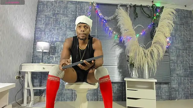 Snapshot of RicoBrown777_ chatting on 12-22-25, 04:01 RicoBrown777 online show from 12-22-25, 04:01