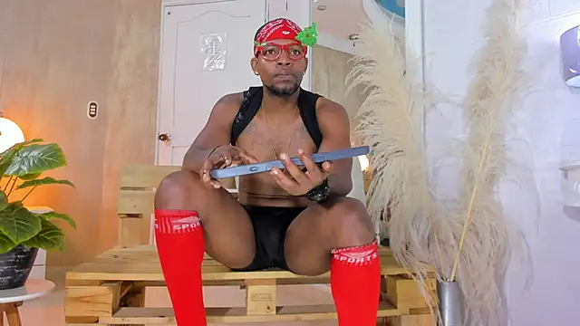 Snapshot of RicoBrown777_ chatting on 11-09-25, 04:38 RicoBrown777 online show from 11-09-25, 04:38