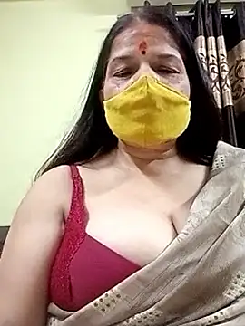 Snapshot of IndianAngle chatting on 04-18-26, 07:18 IndianAngle online show from 04-18-26, 07:18