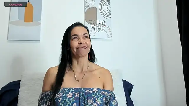 Evawalker  online show from 03-01-25, 02:04