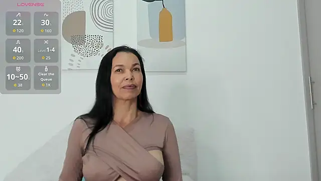 Evawalker  online show from 12-02-25, 02:56