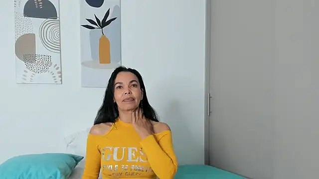 Evawalker  online show from 11-05-25, 02:58