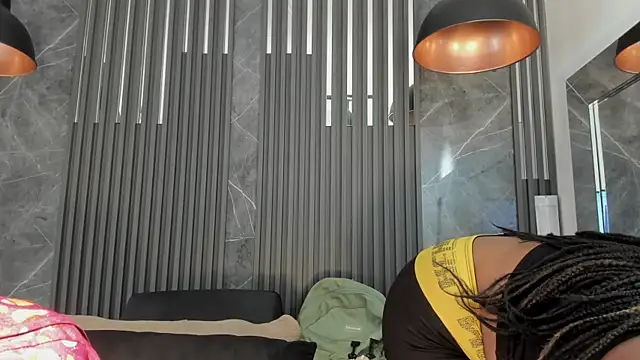 SaraiEvans online show from 09-11-25, 03:17