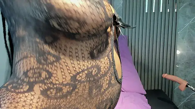 Snapshot of SaraiEvans chatting on 02-03-26, 07:13 SaraiEvans online show from 02-03-26, 07:13