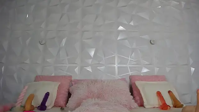 AndreaPinkNaughty online show from 01-17-25, 10:56