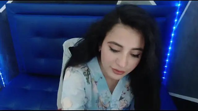 cherry modelx  online show from 09-15-25, 09:04