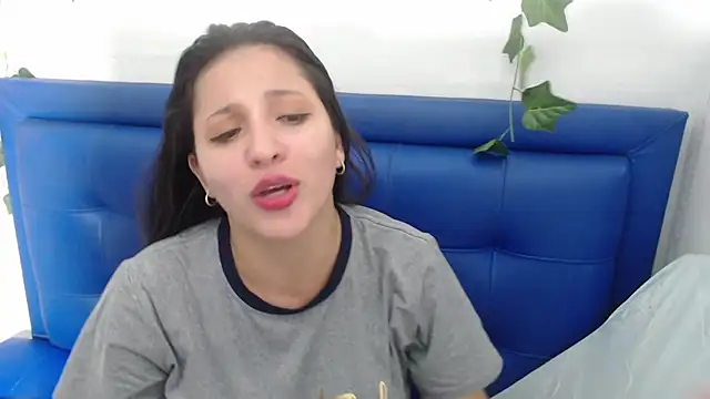 Snapshot of cherry_modelx_ chatting on 05-21-26, 02:09 cherry modelx online show from 05-21-26, 02:09