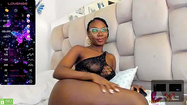 Snapshot of ZaraMartinez chatting on 12-04-24, 03:26 ZaraMartinez online show from 12-04-24, 03:26