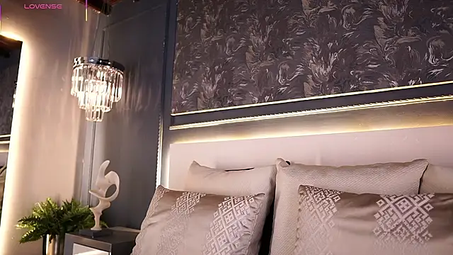 Snapshot of AylinMillerxs chatting on 02-22-26, 08:10 AylinMillerxs online show from 02-22-26, 08:10