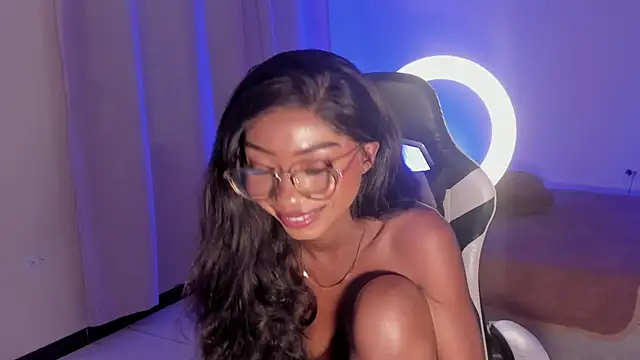 SavannahWildee online show from 02-09-25, 03:11