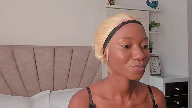 SavannahWildee online show from 11-27-25, 02:28