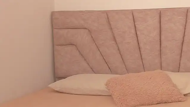 SavannahWildee online show from 02-22-26, 11:56