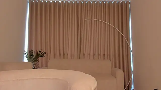 SavannahWildee online show from 09-21-25, 12:10