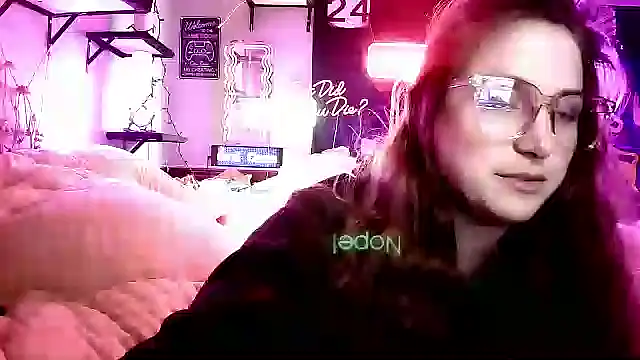Snapshot of mirannacult chatting on 02-21-25, 06:07 mirannacult online show from 02-21-25, 06:07
