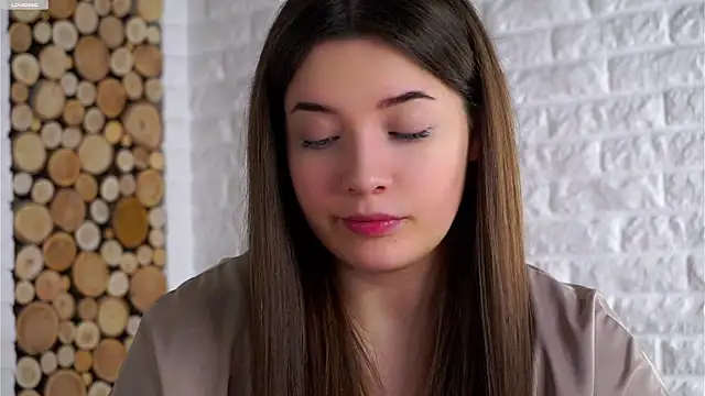 LowOncoming online show from 03-06-26, 01:55