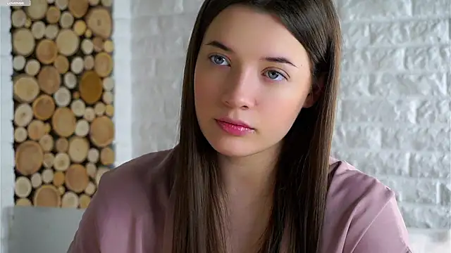 LowOncoming online show from 12-15-25, 02:06