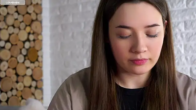 LowOncoming online show from 03-05-26, 01:57