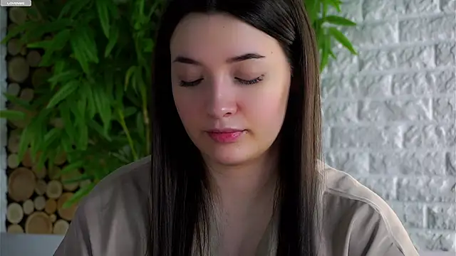 LowOncoming online show from 03-26-26, 02:32