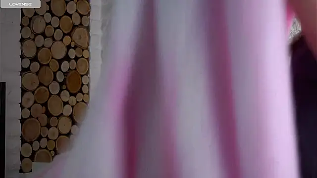 Snapshot of LowOncoming chatting on 03-03-26, 01:56 LowOncoming online show from 03-03-26, 01:56