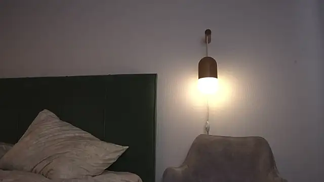 ValerieHill online show from 07-10-26, 05:29