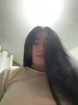 Snapshot of _MadiLee_ chatting on 02-27-25, 05:18 MadiLee online show from 02-27-25, 05:18
