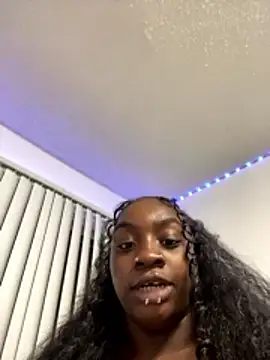 LillShayy online show from 01-11-26, 01:23