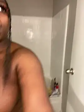 Snapshot of LillShayy chatting on 12-07-24, 10:45 LillShayy online show from 12-07-24, 10:45