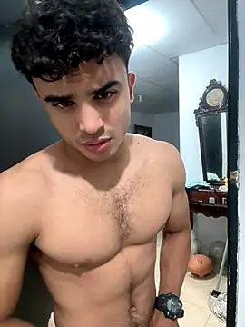 Mentriplex online show from 10-26-25, 04:02