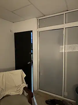 Mentriplex online show from 04-11-26, 11:41