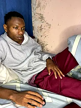 Snapshot of fireboyafrica chatting on 11-01-25, 01:01 fireboyafrica online show from 11-01-25, 01:01