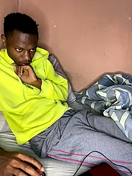 Snapshot of fireboyafrica chatting on 09-29-25, 12:06 fireboyafrica online show from 09-29-25, 12:06