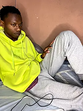 Snapshot of fireboyafrica chatting on 10-16-25, 12:30 fireboyafrica online show from 10-16-25, 12:30