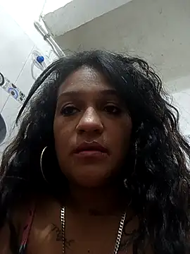 Snapshot of Michelle_Brito1 chatting on 03-06-25, 12:43 Michelle Brito1 online show from 03-06-25, 12:43