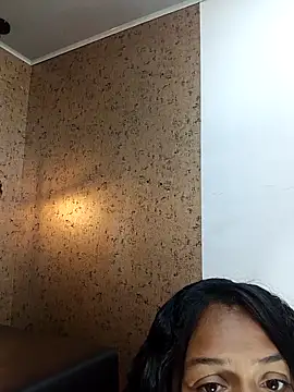 Snapshot of Michelle_Brito1 chatting on 03-17-25, 01:18 Michelle Brito1 online show from 03-17-25, 01:18