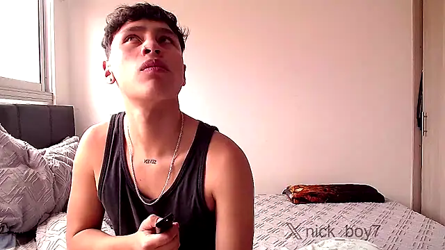 Snapshot of pipeynick chatting on 02-18-26, 07:10 pipeynick online show from 02-18-26, 07:10