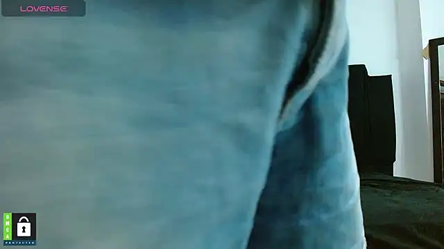 Hot-Couple--18 online show from 12-23-24, 03:50