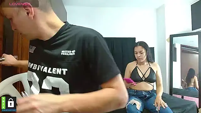 Hot-Couple--18 online show from 12-20-24, 04:53