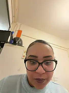 BaddieMelanie online show from 03-07-26, 06:35